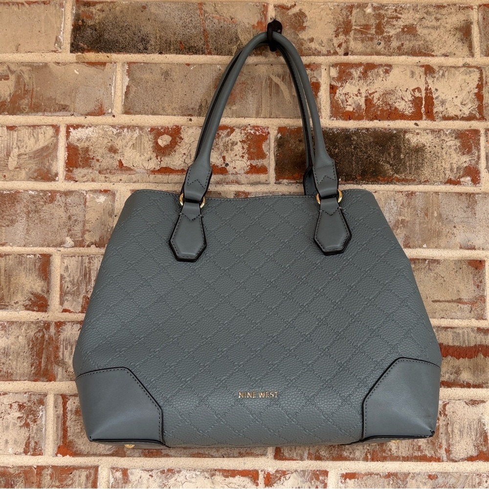 Nine West Brooklyn Jet Set‎ Carryall Gray Diamond Pattern Satchel